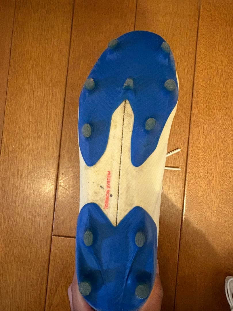 adidas ネメシス