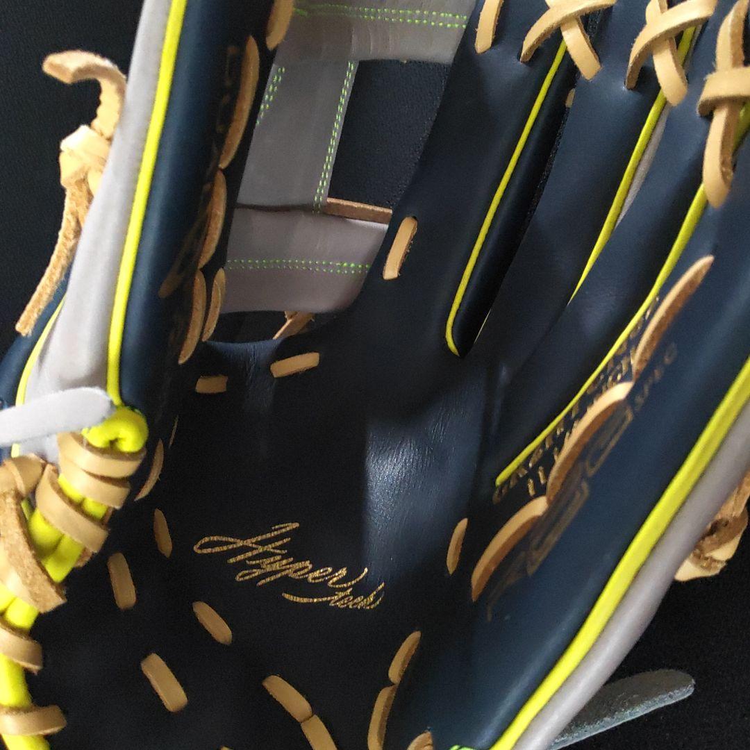 カトウノ様　美品　Rawlings Hyper tech グローブ ネイビー