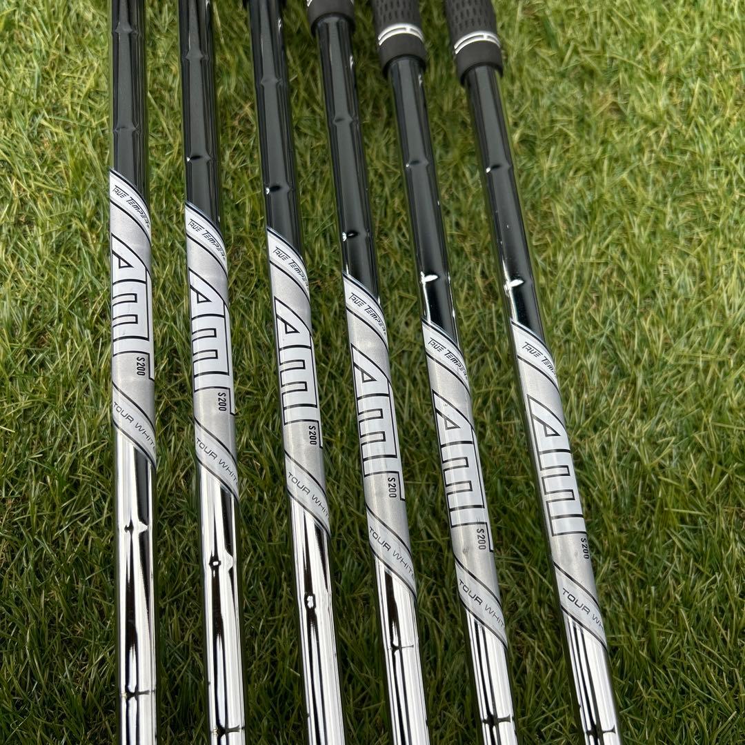 SRIXON ZXi5アイアン 5〜PW 6本DG AMT ツアーホワイト