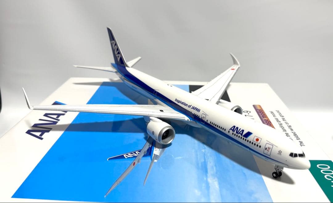 全日空商事 1/200 B777-9 ANA 地上姿勢 NH20160