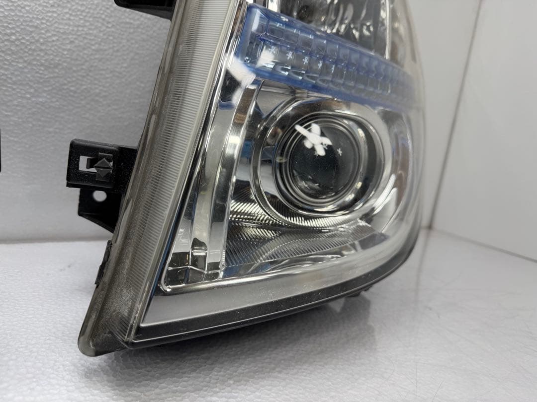 エルグランド E51中期 後期ヘッドライトHID KOITO 100-24852