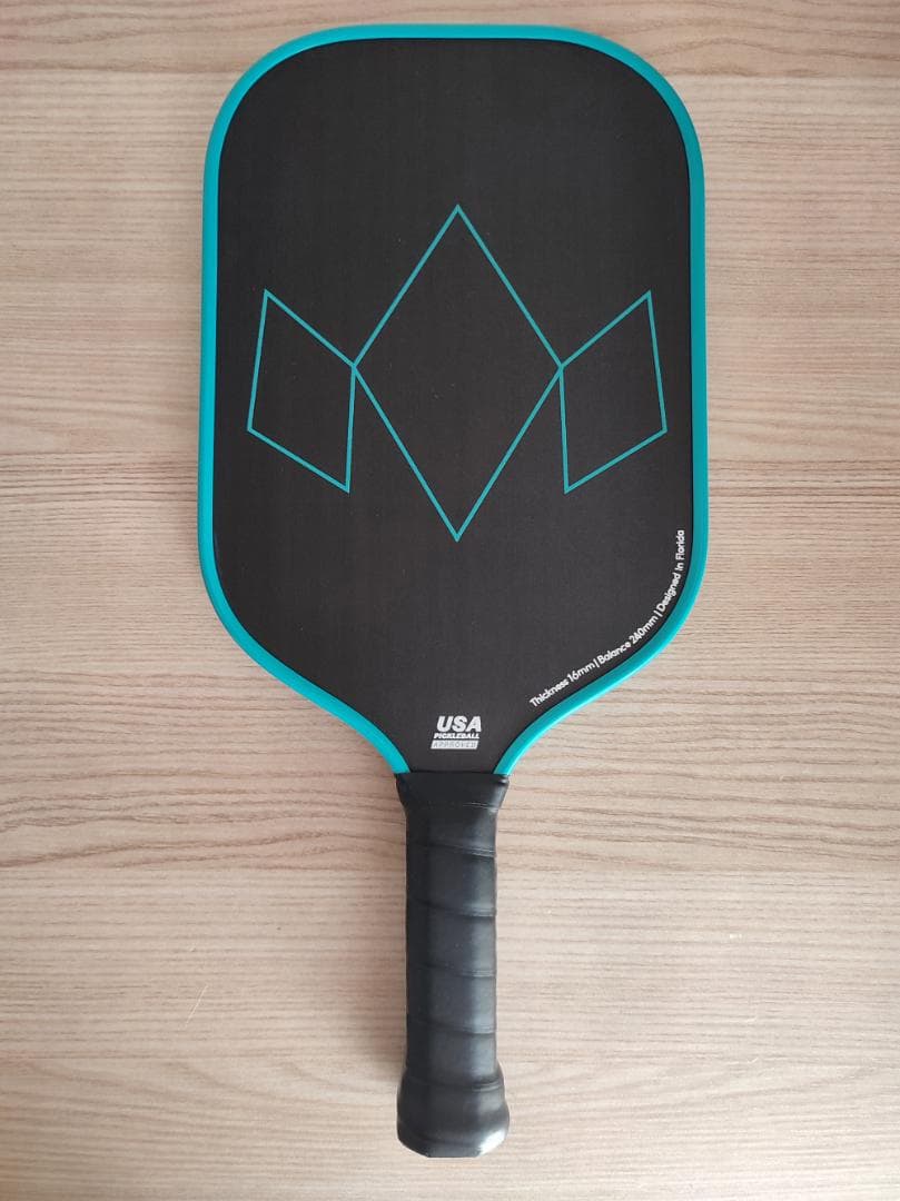 Diadem Warrior Edge ピックルボールパドル USAPA承認