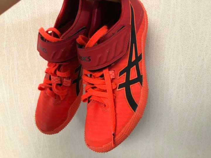 アシックス　高跳び　スパイク　24.0