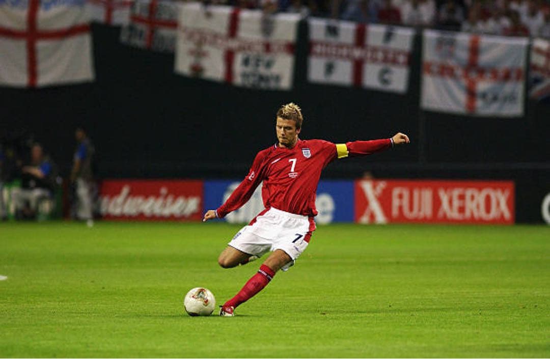 フィーバーノヴァ　2002W杯公式球　サイズ5号球　ラモスサイン