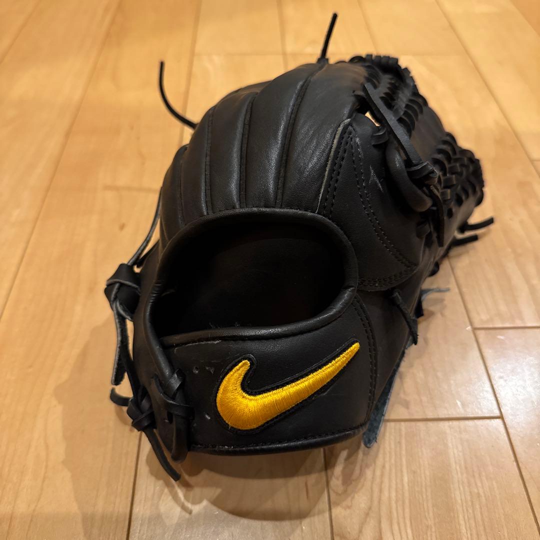 Nike 軟式グローブ 黒