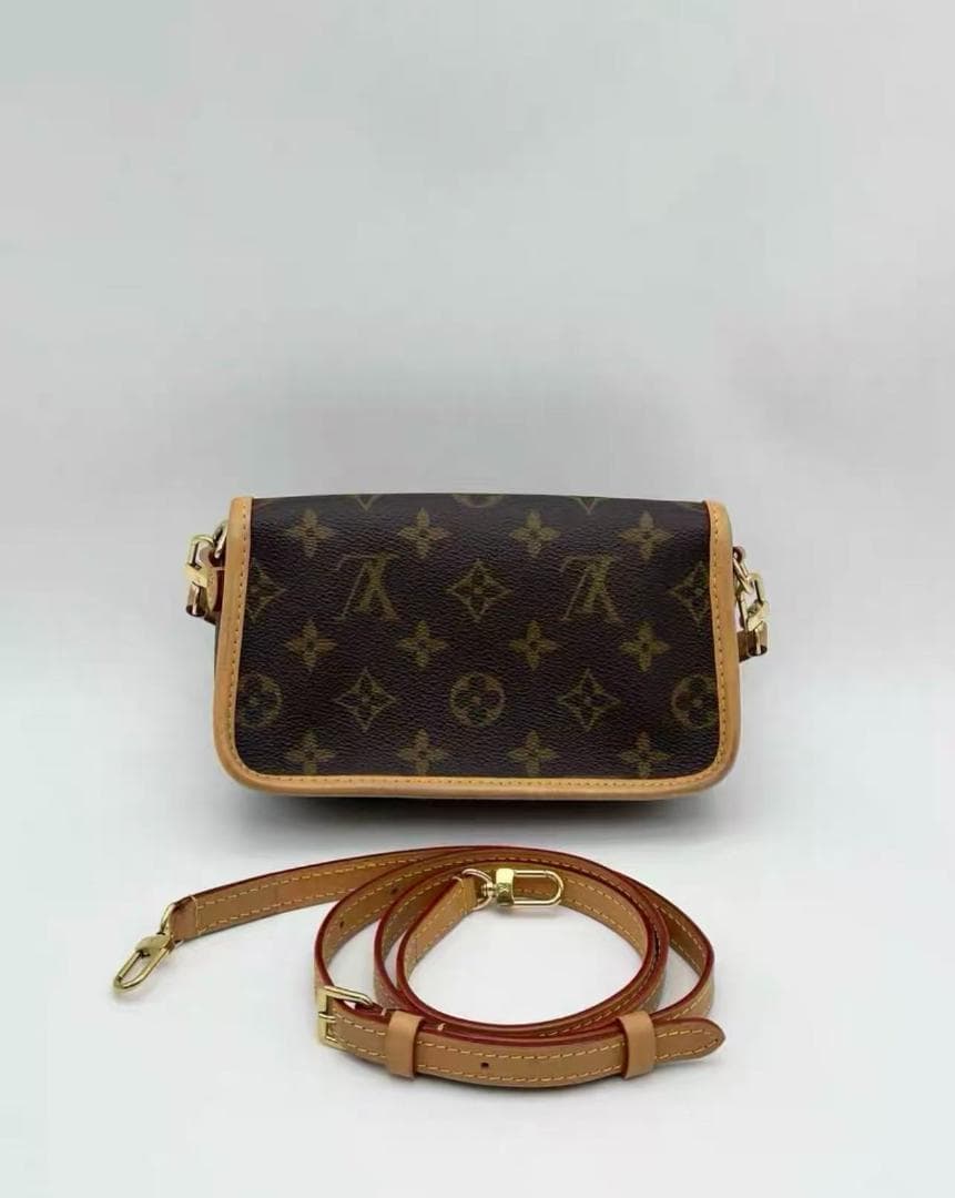 Louis *Vuitton モノグラムショルダーバッグ