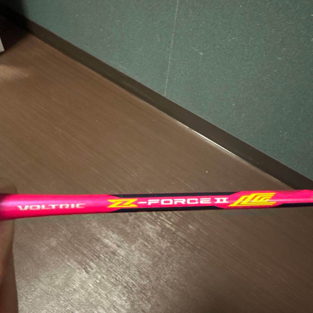 VOLTRIC Z-FORCE II リーチョンウェイモデルバドミントンラケット