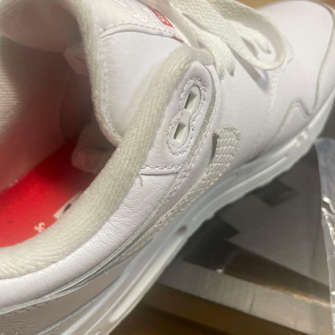Supreme × Nike Air Max 1