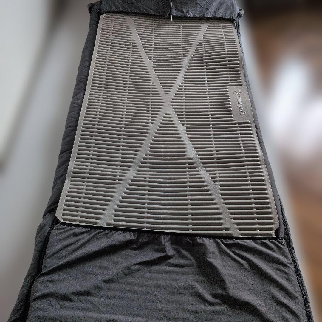  peak 寝袋 マット付き グレー