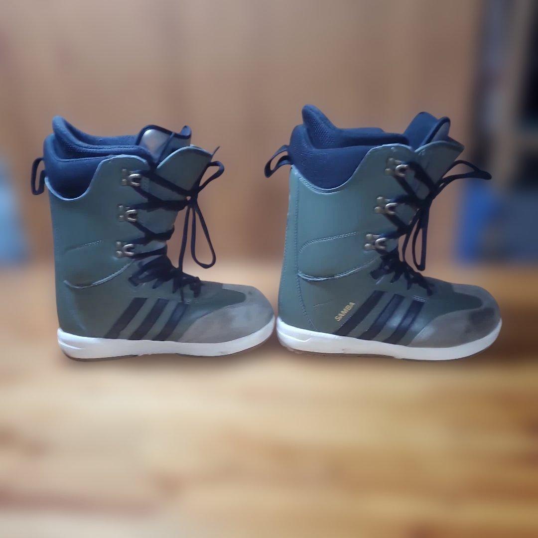 adidas スノーボードブーツ！ 26096