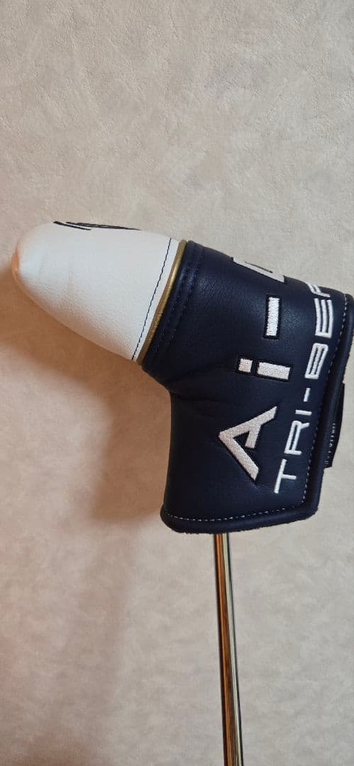 ODYSSEY A1-ONE TRI-BEAM MILLED パター