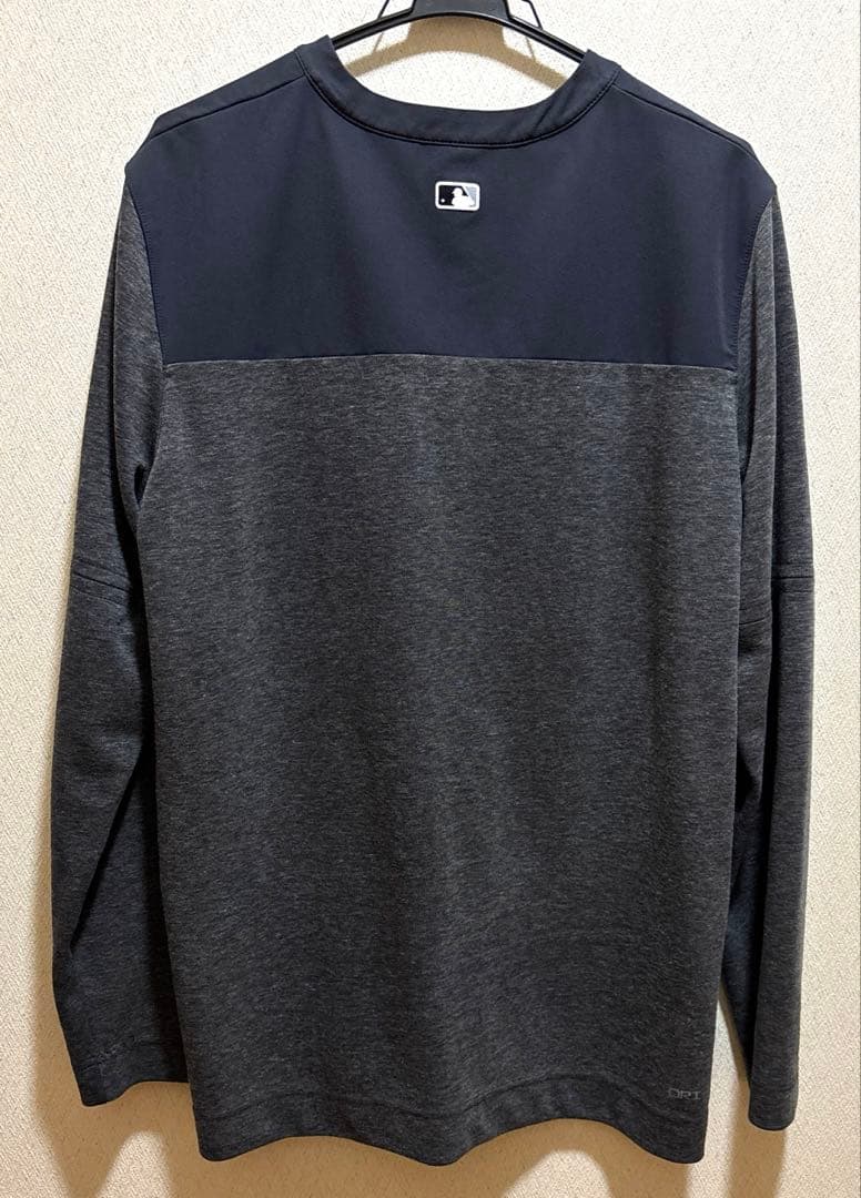 T*U様 ヤンキース　ナイキ　オーセンティック　ハーフジップ　トップ