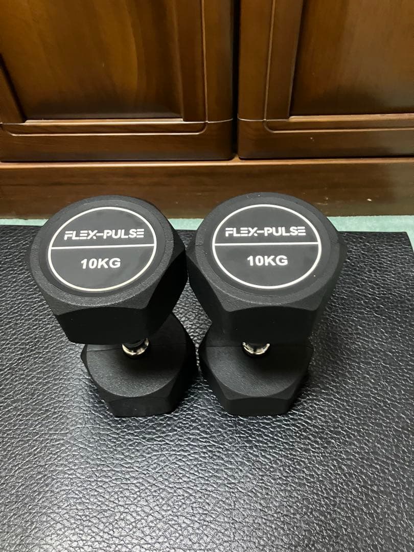 美品ジムダンベル10kg2個セット