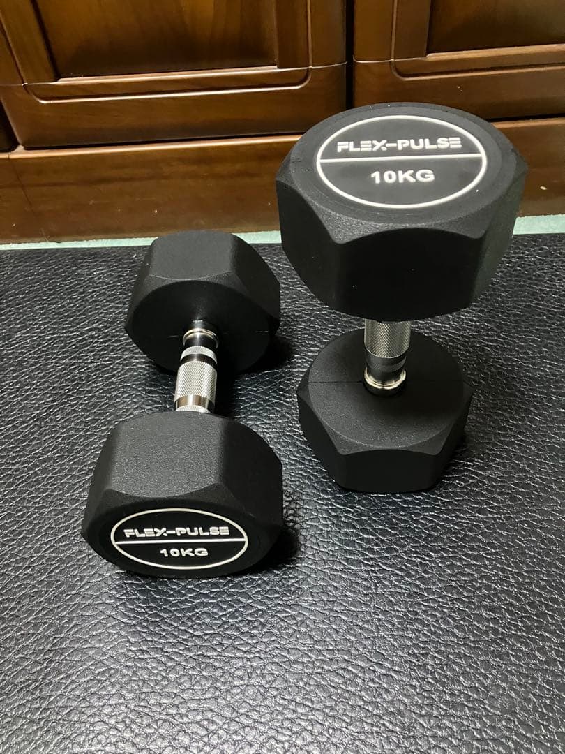 美品ジムダンベル10kg2個セット