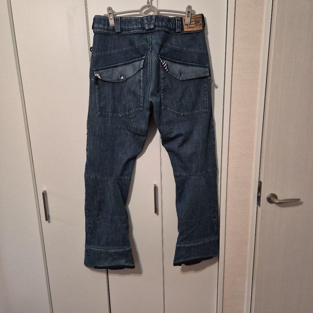 VOLCOM スノーボードパンツ Lサイズ　難有り