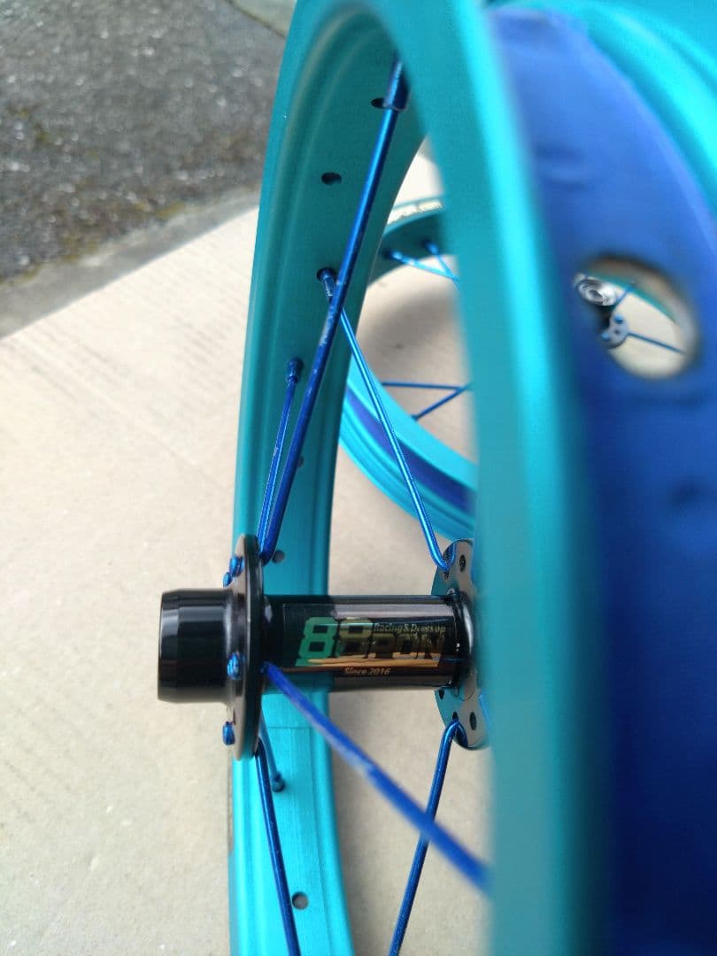 88pon 12インチホイール ストライダー　ランバイク