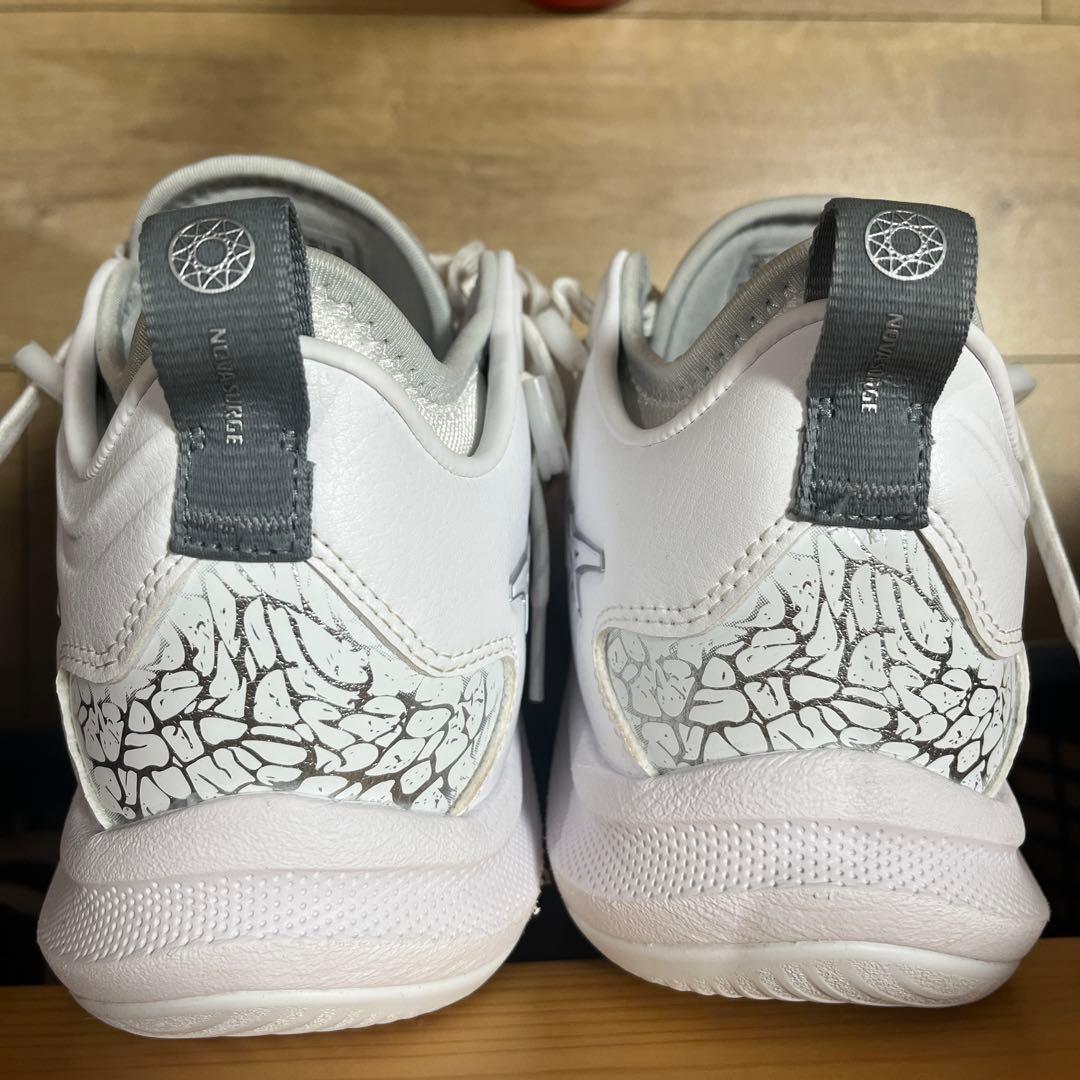 ASICS バスケットボールシューズ ノバサージロー2 ホワイト