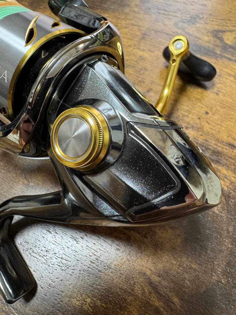 シマノ　美品14ステラ3000HG と未使用4000スプール付き