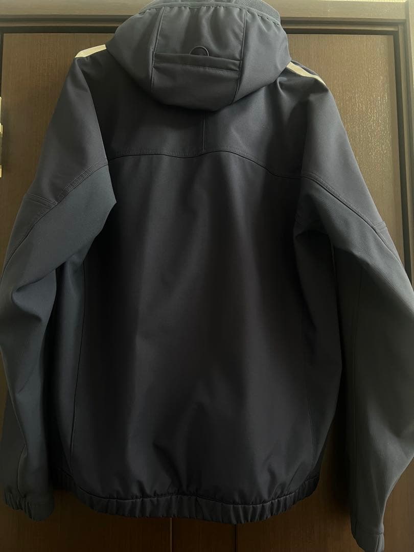新品タグ付き adidas ウインドブレーカー上下セット