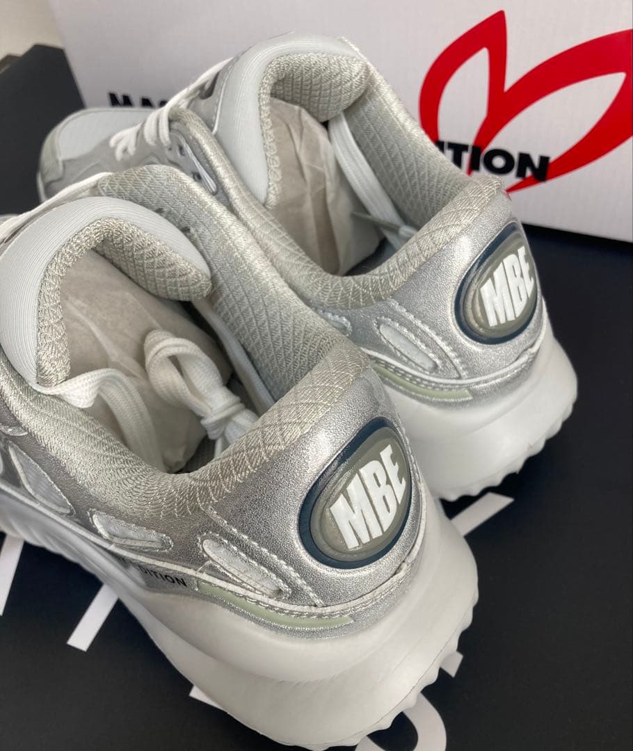新品 パーリーゲイツ マスターバニー メッシュライクシューズ 26.5cm 銀