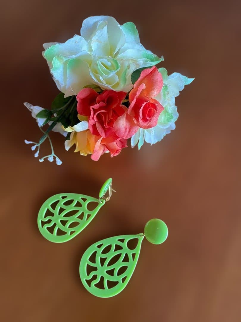 フラメンコドレス 黒 花柄 フリル付き
