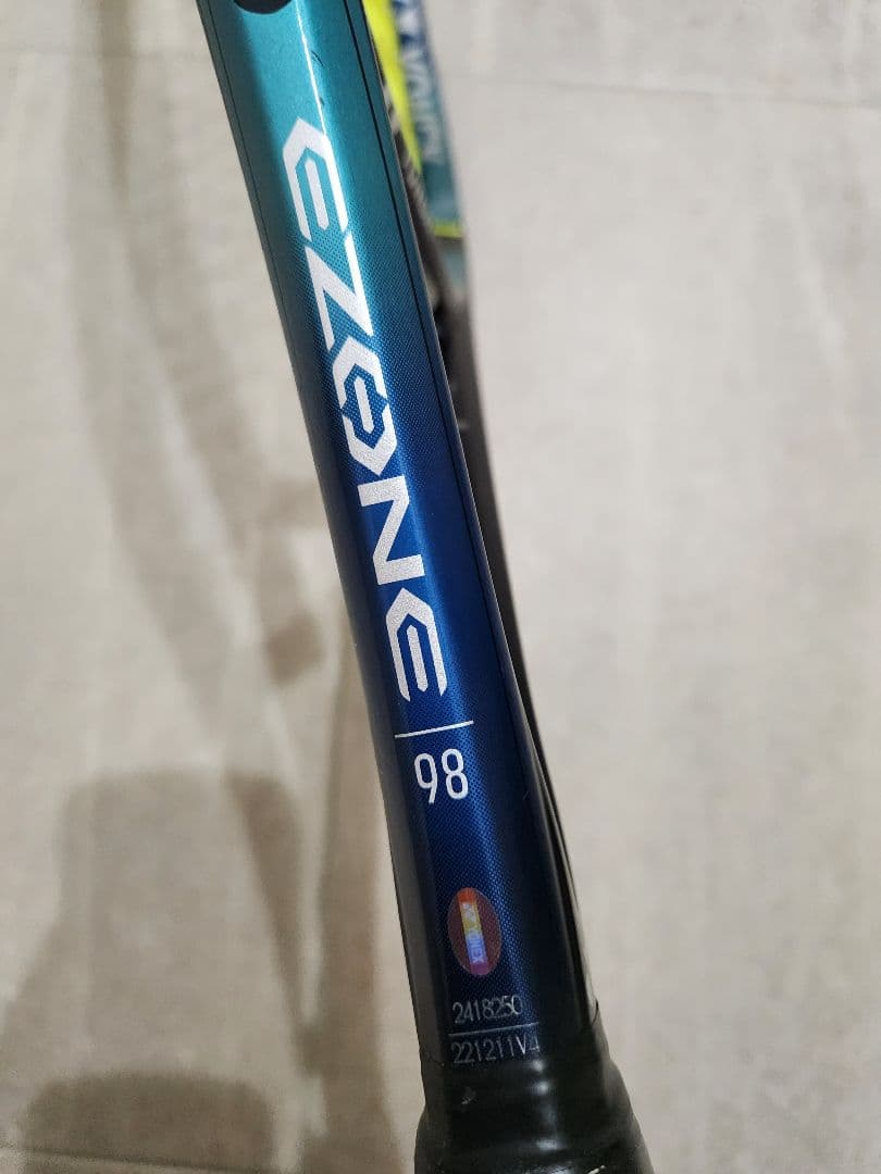 YONEX EZONE 98 G3 テニスラケット 2022モデル