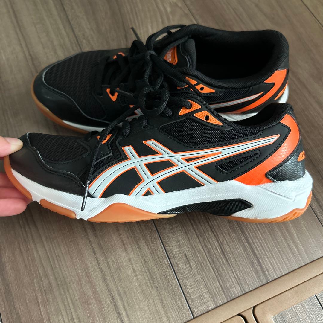 ASICS バレーボールシューズ ブラック/オレンジ♡ほぼ新品♡アシックス