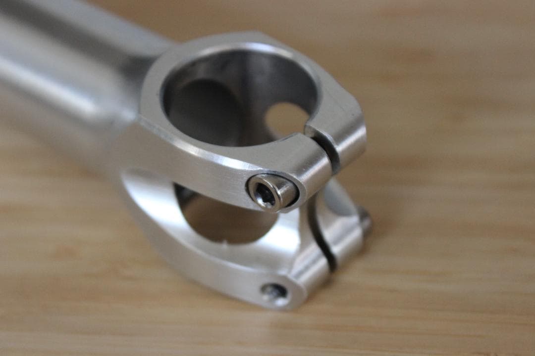 NITTO ステム 「UI-87」 長さ:110㎜ ハンドルクランプ:26.0