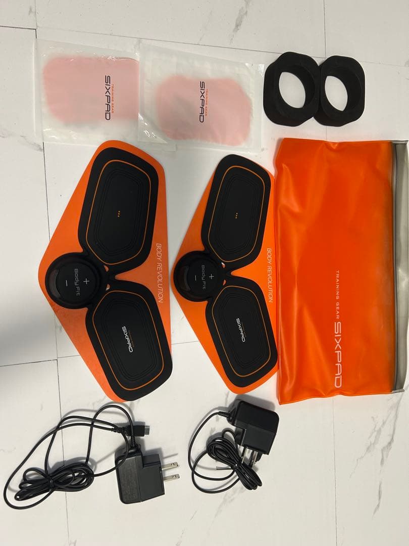 SIXPAD BODY REVOLUTION EMSトレーニング機器2個セット