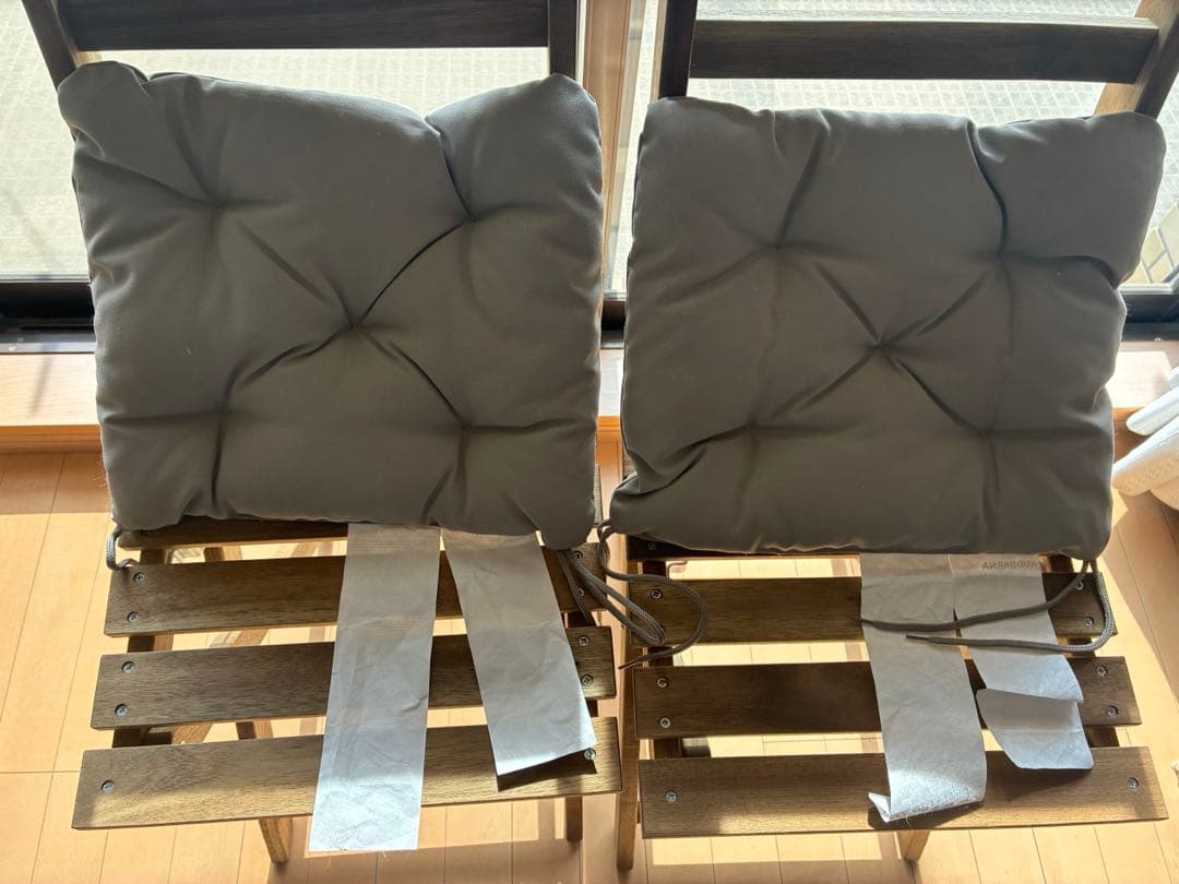 IKEAイケア　アスクホルメン 屋外 テーブル チェア2脚・クッションセット