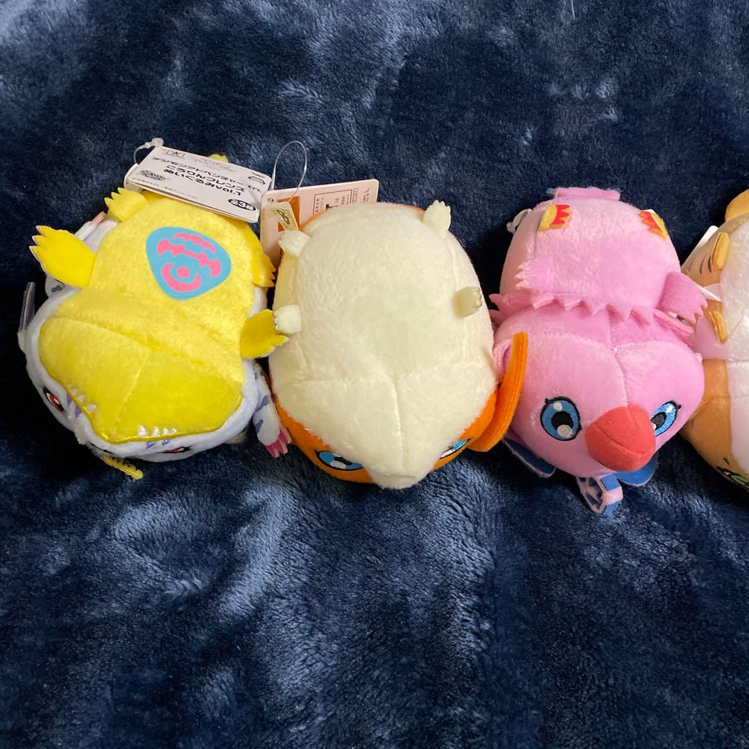 デジモン　ころりんフレンズ　ぬいぐるみ