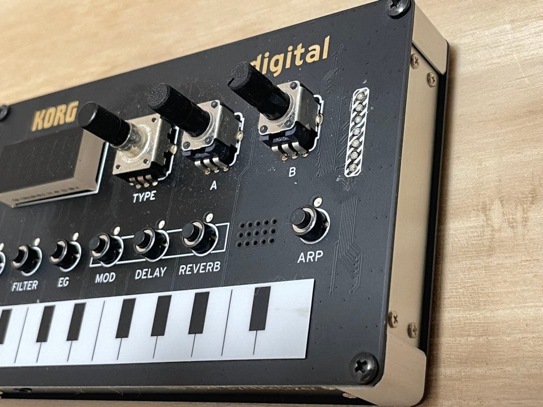 Korg NTS-1 シンセサイザー　ユーロラック