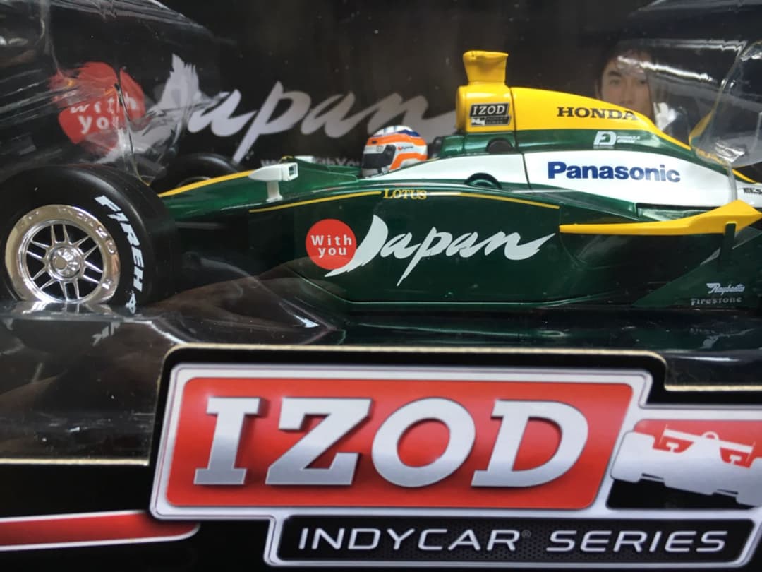 新品❤️TＡKU MＡ ＳＡTO❤️Ｆ1 レーシングカー❣️♪(*^^*)