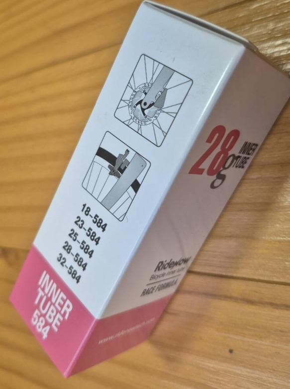 DT SWISS E1800 SPLINE 650Bリア＆新品GP5000