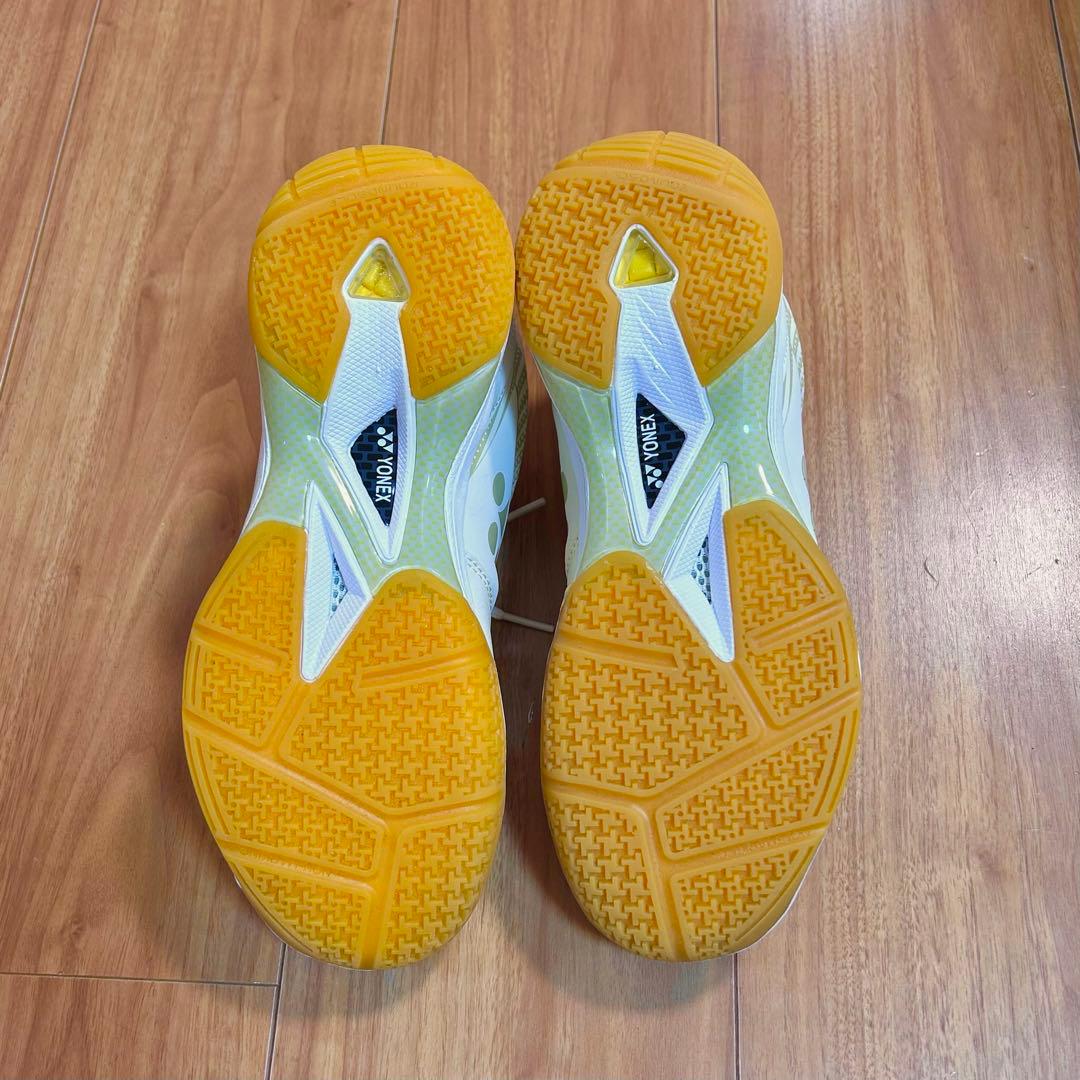 YONEX B65Z パワークッション24cm ベージュ ヨネックス