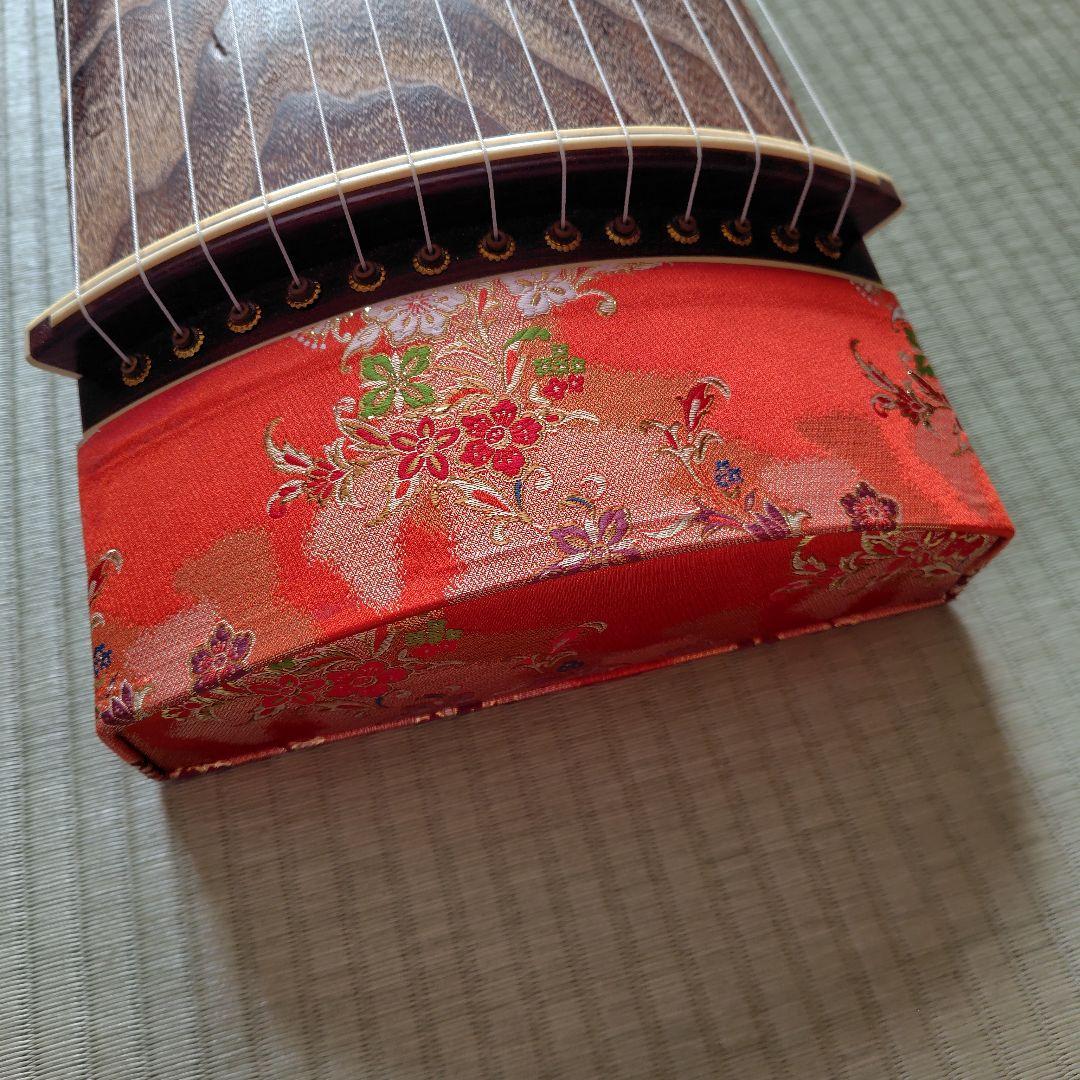 お琴　付属品付き