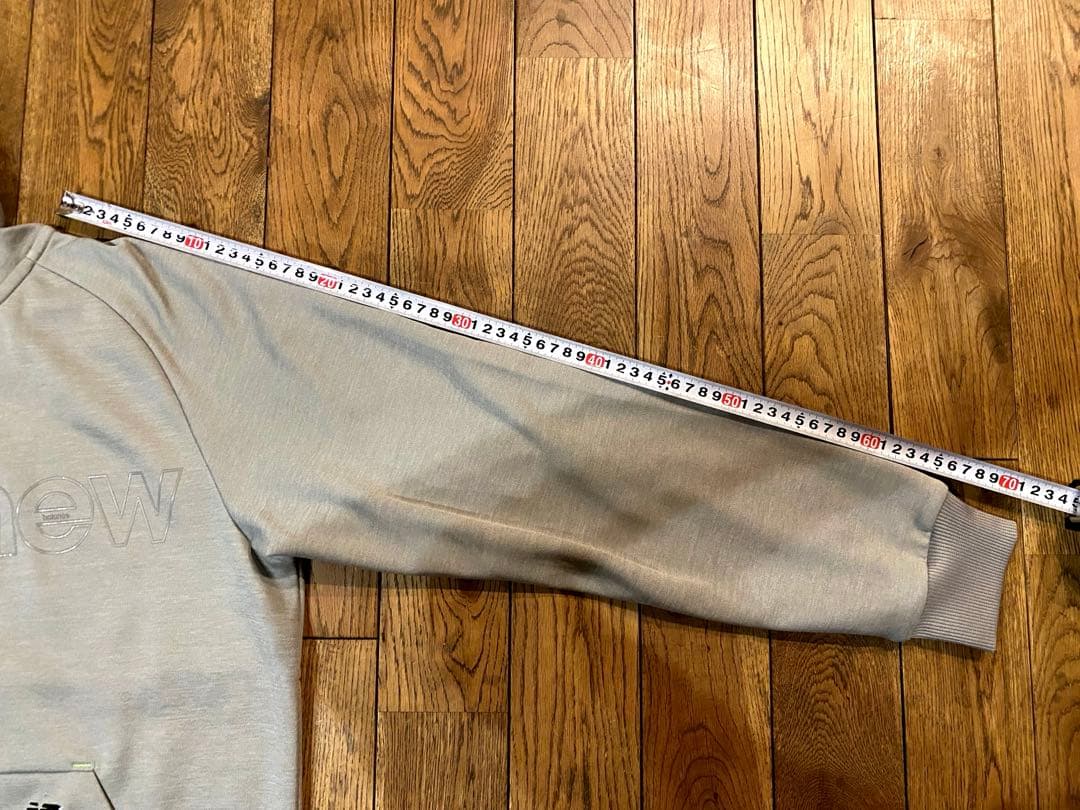 New Balance フード付きスエット　セットアップグレー