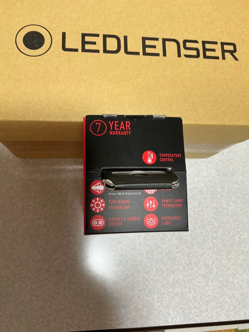 ライト・ランタン ledlenser P7Rcore