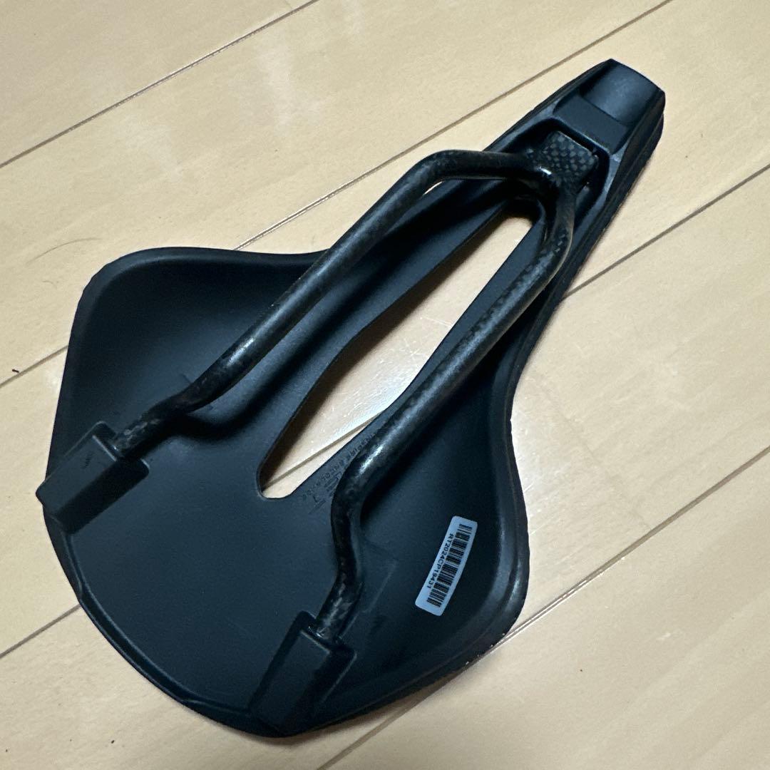 RYET 自転車 サドル 3d カーボン< プロロゴ NAGO R4 似>