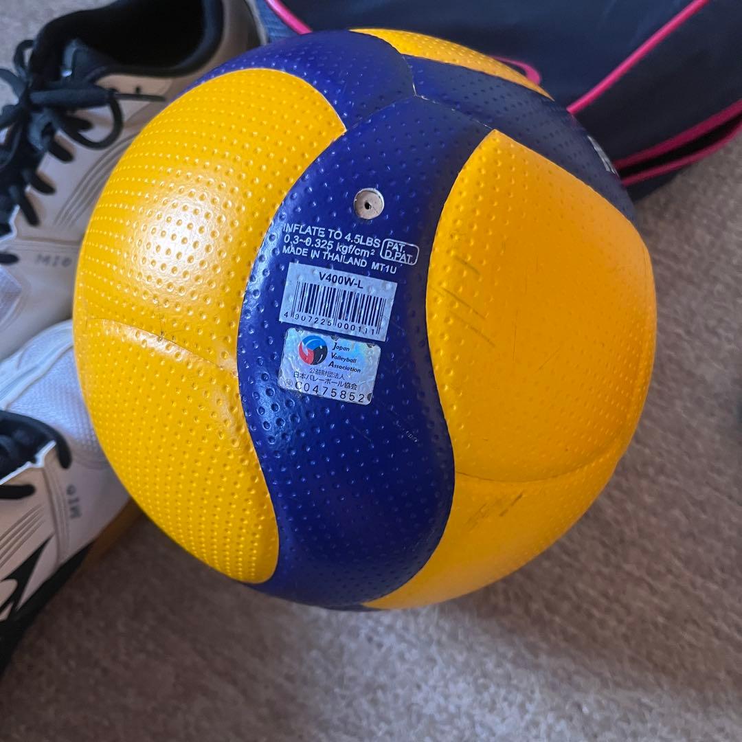 【中古美品】バレーボールシューズ等、お得4点セット