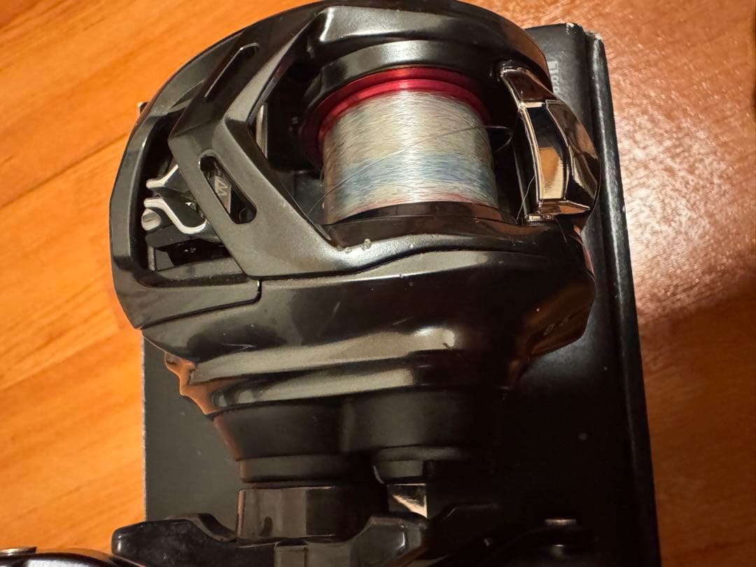 20アルファス AIR TW 8.6L ベイトリール　左巻き