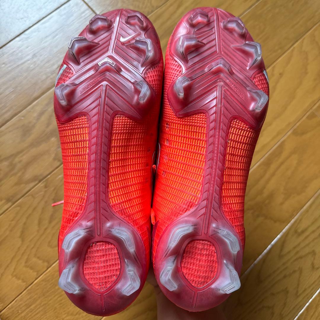Nike サッカーシューズ レッド FG