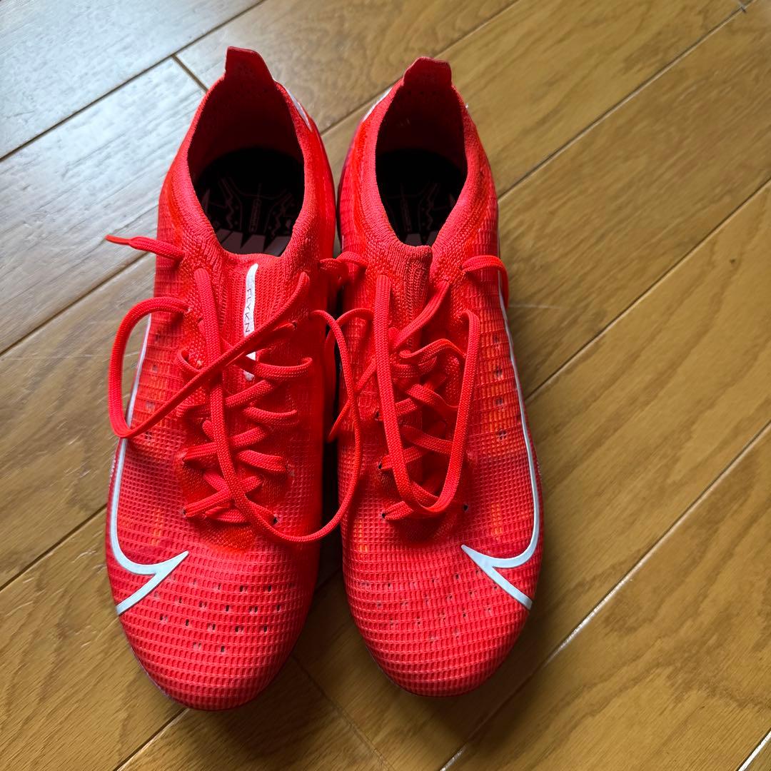 Nike サッカーシューズ レッド FG