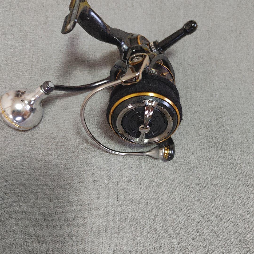 CALDIA 4000 CXH スピニングリール