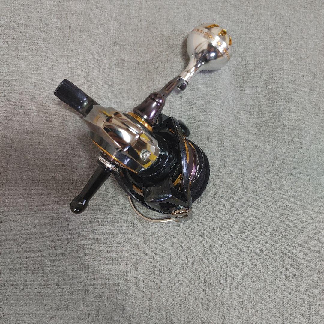 CALDIA 4000 CXH スピニングリール