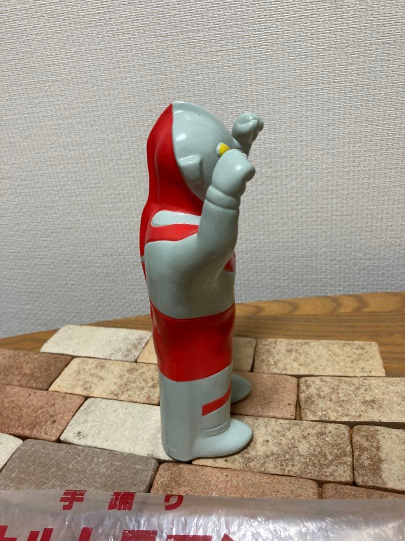 ビリケン商会ウルトラマン手踊り大行進