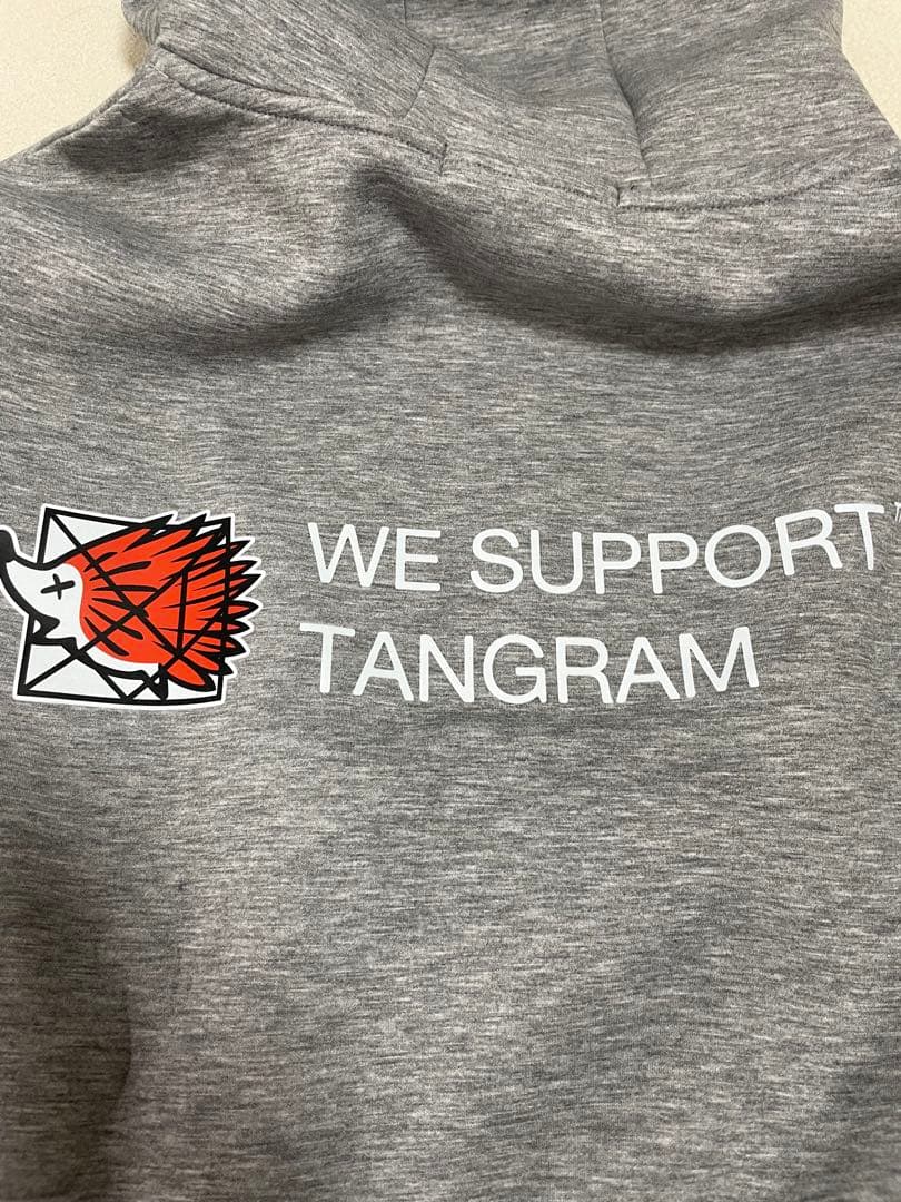 CLUBHAUS × TANGRAM グレー　 パーカー　Ｌサイズ