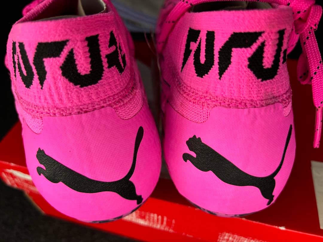 PUMA フューチャーNETFIT FG/AG サッカー26.0 CM ピンク