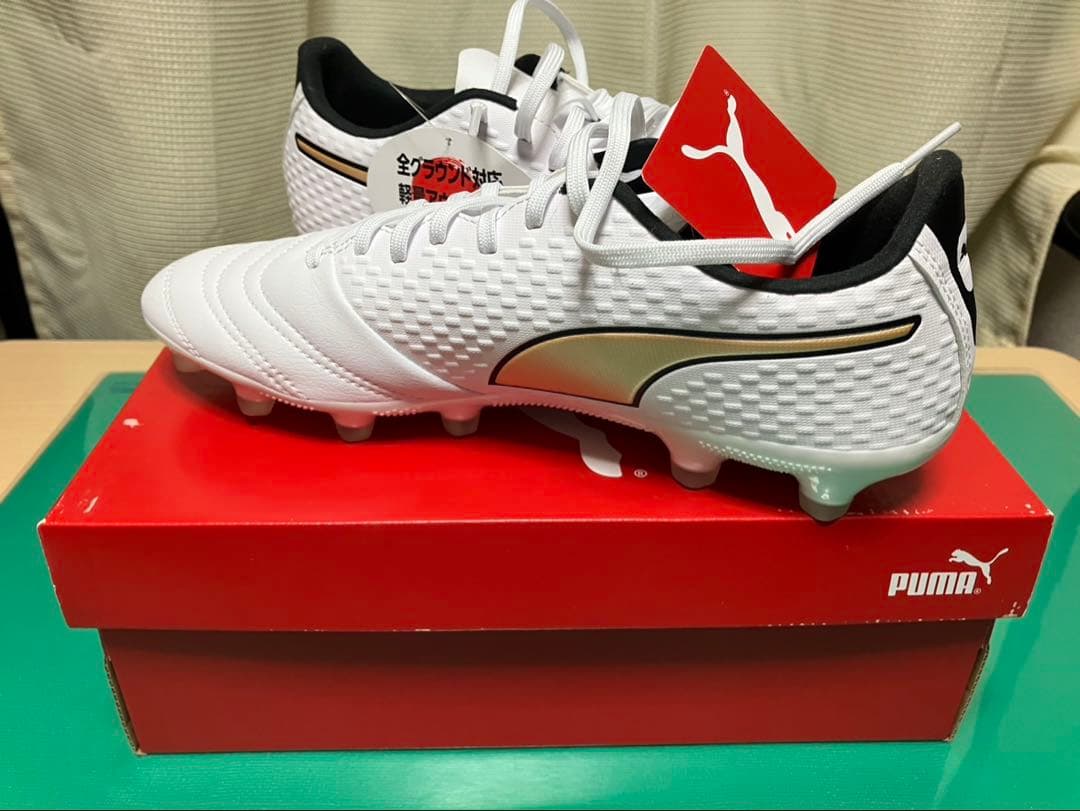 PUMA キング ミライ　プロ HG/AG 27.0 CM