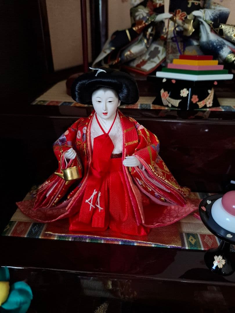 美品　三段飾り雛人形一式 親王・三人官女揃い フルセット 　半畳サイズ
